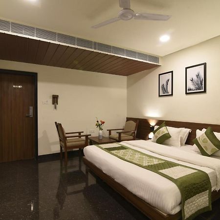 Hotel Clove Bijapur  Ngoại thất bức ảnh