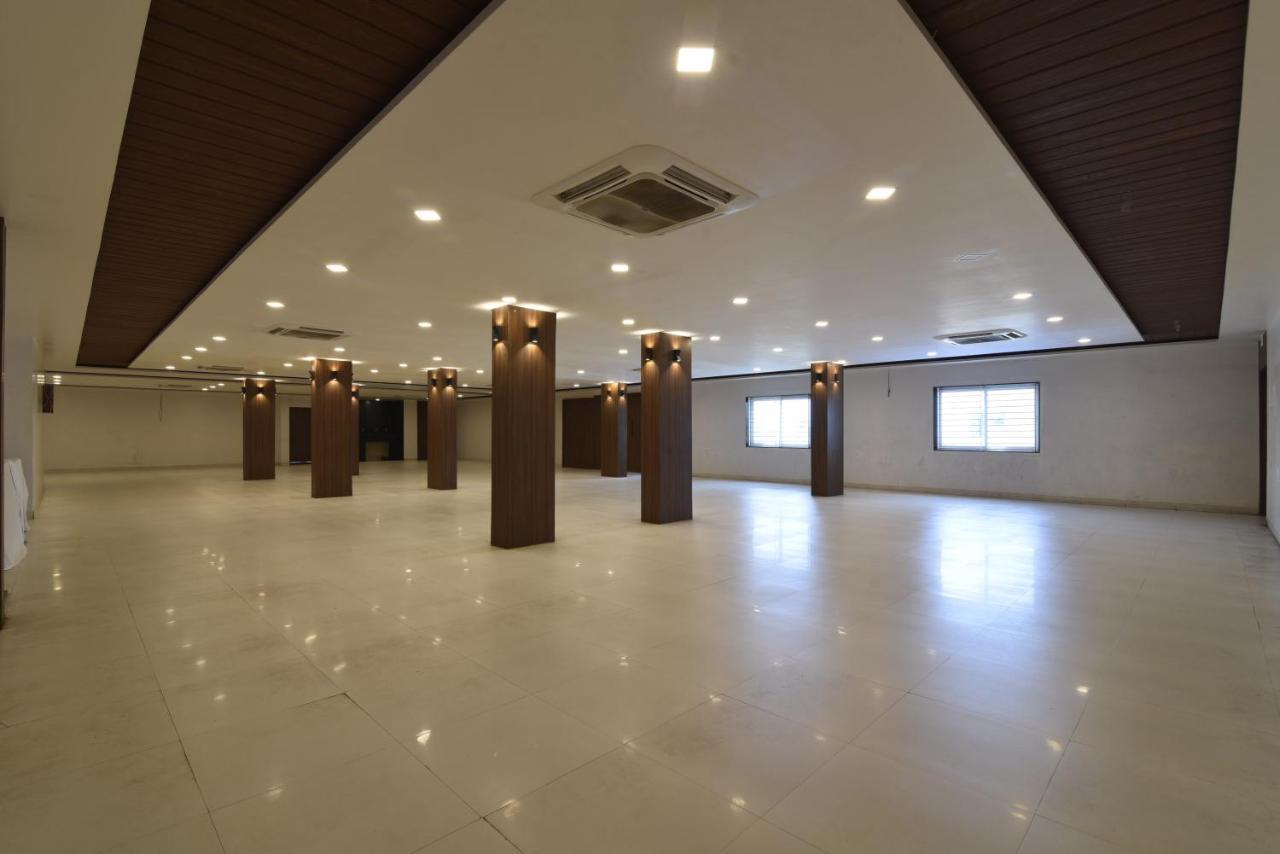 Hotel Clove Bijapur  Ngoại thất bức ảnh