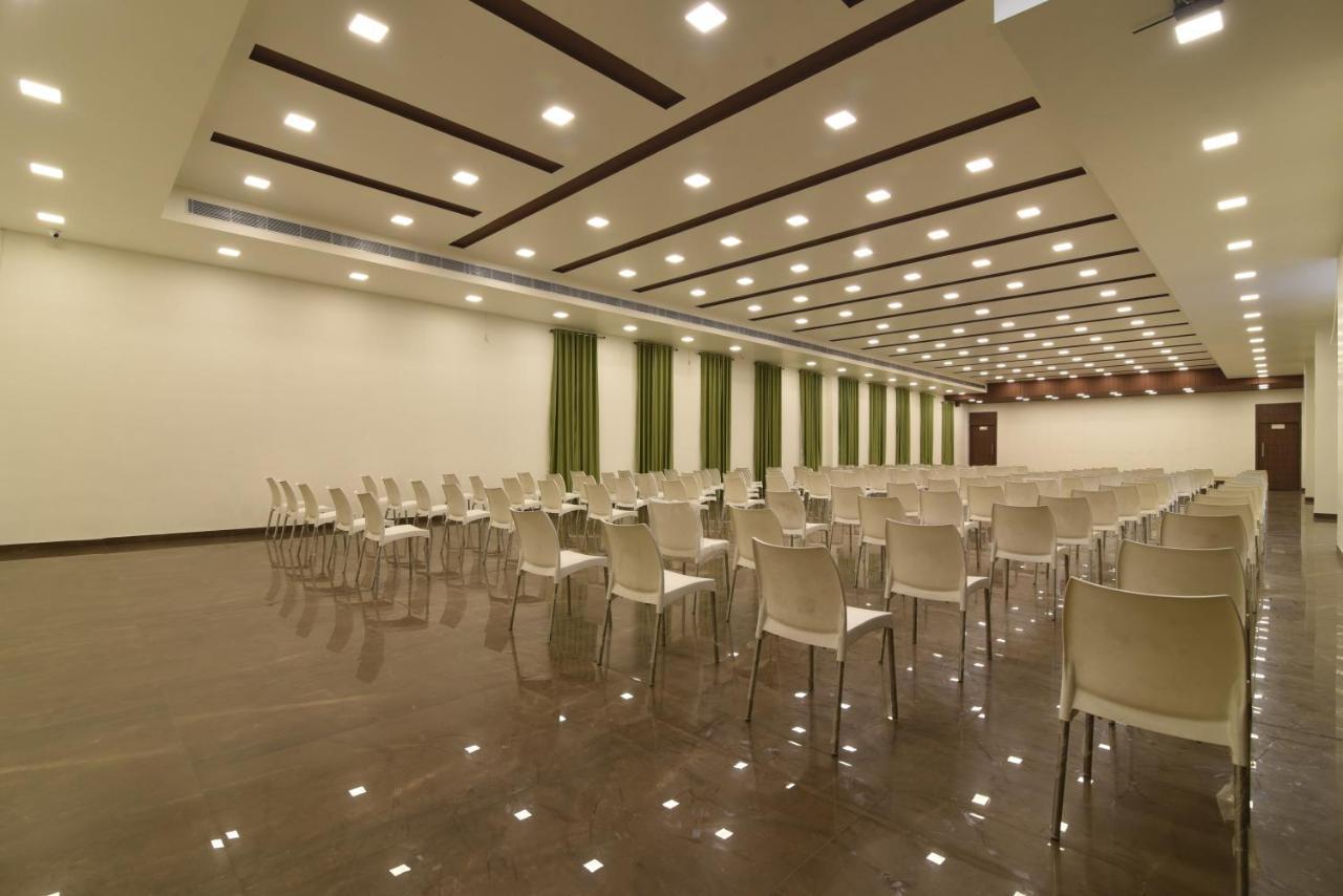 Hotel Clove Bijapur  Ngoại thất bức ảnh
