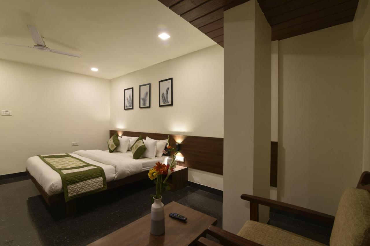 Hotel Clove Bijapur  Ngoại thất bức ảnh