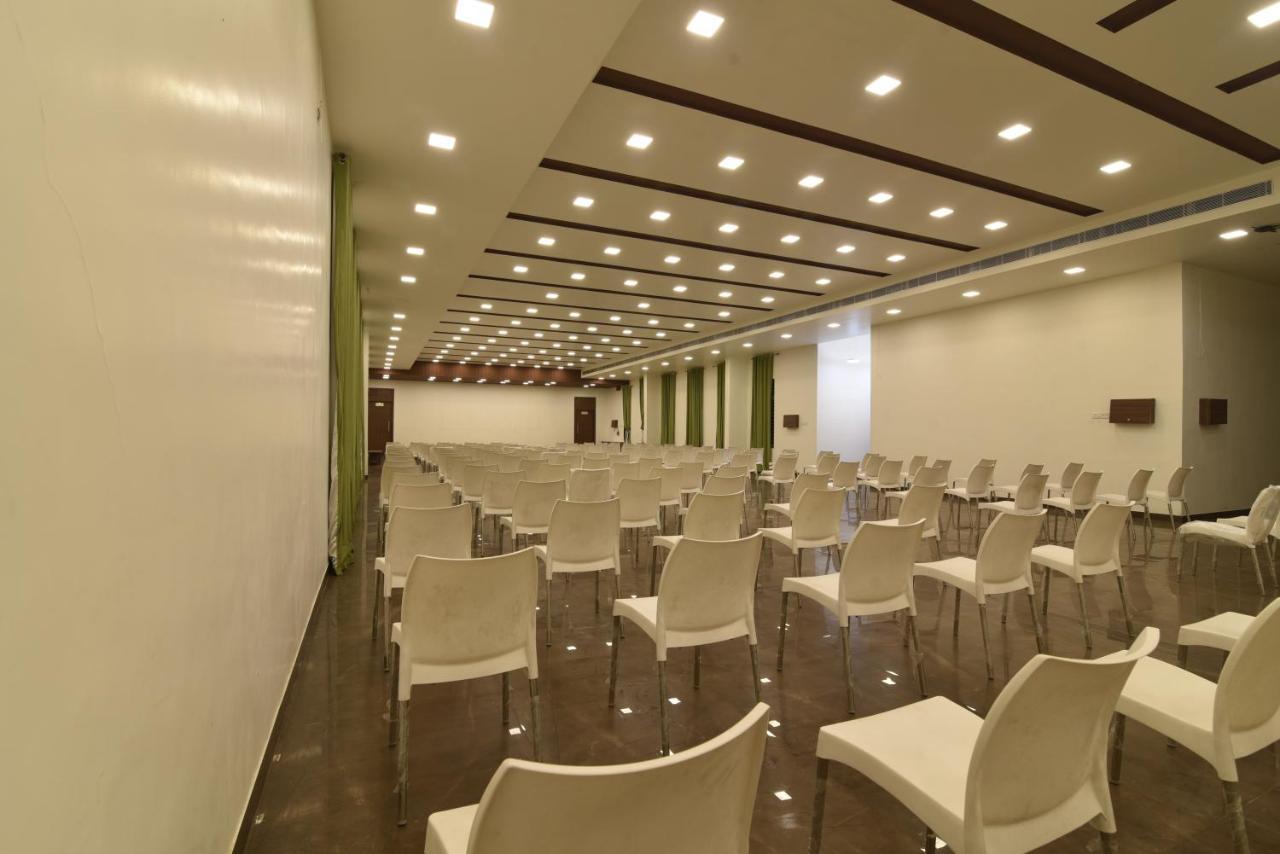 Hotel Clove Bijapur  Ngoại thất bức ảnh