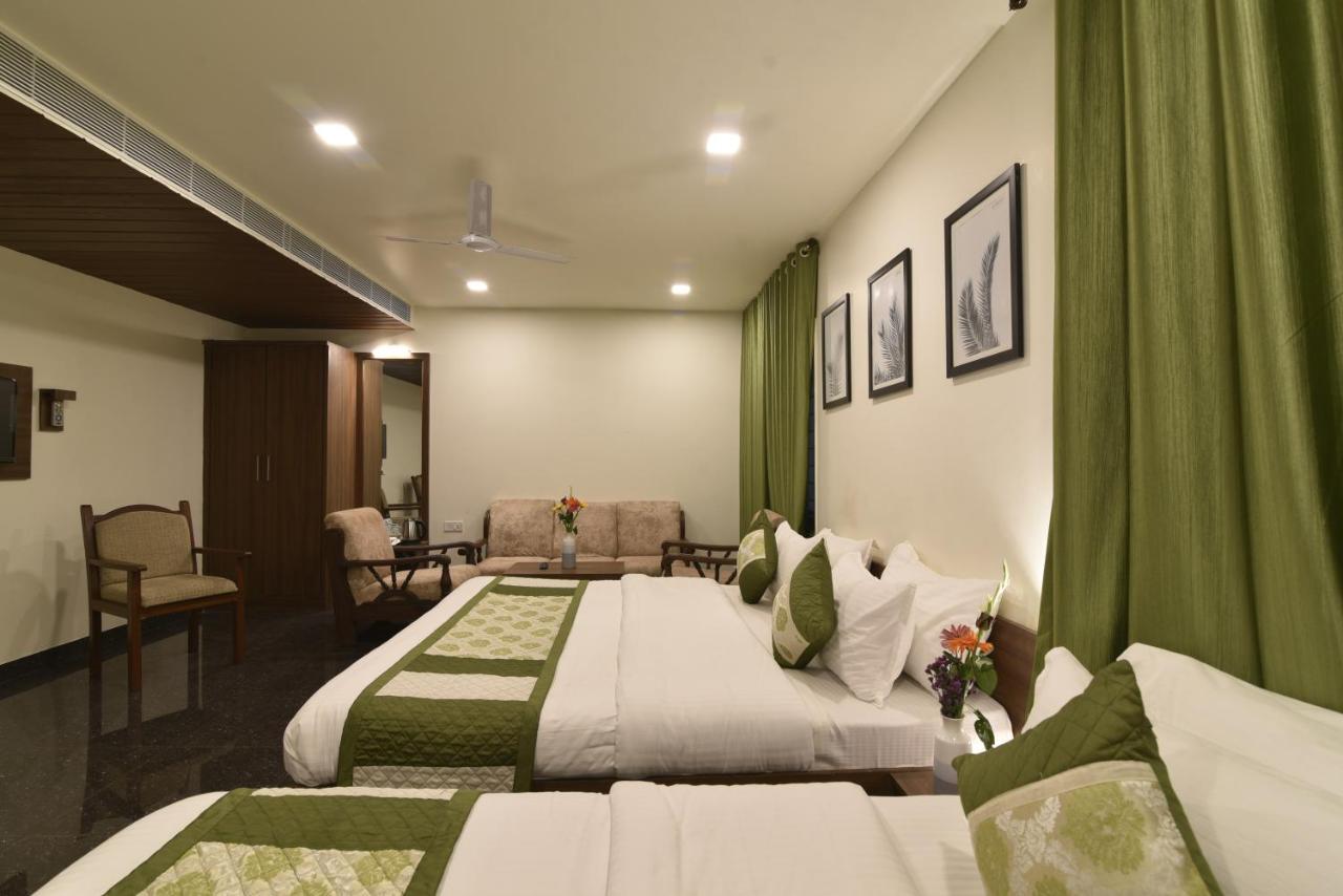 Hotel Clove Bijapur  Ngoại thất bức ảnh