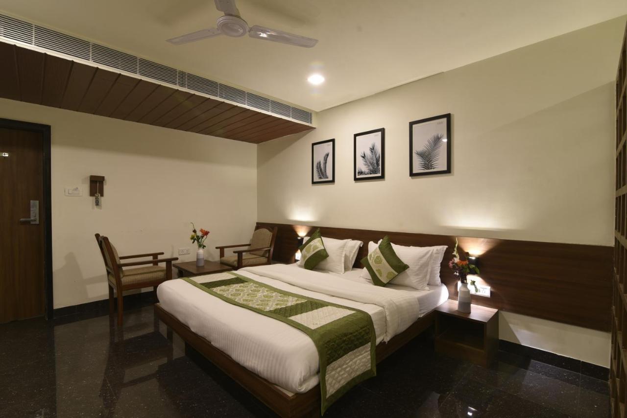 Hotel Clove Bijapur  Ngoại thất bức ảnh