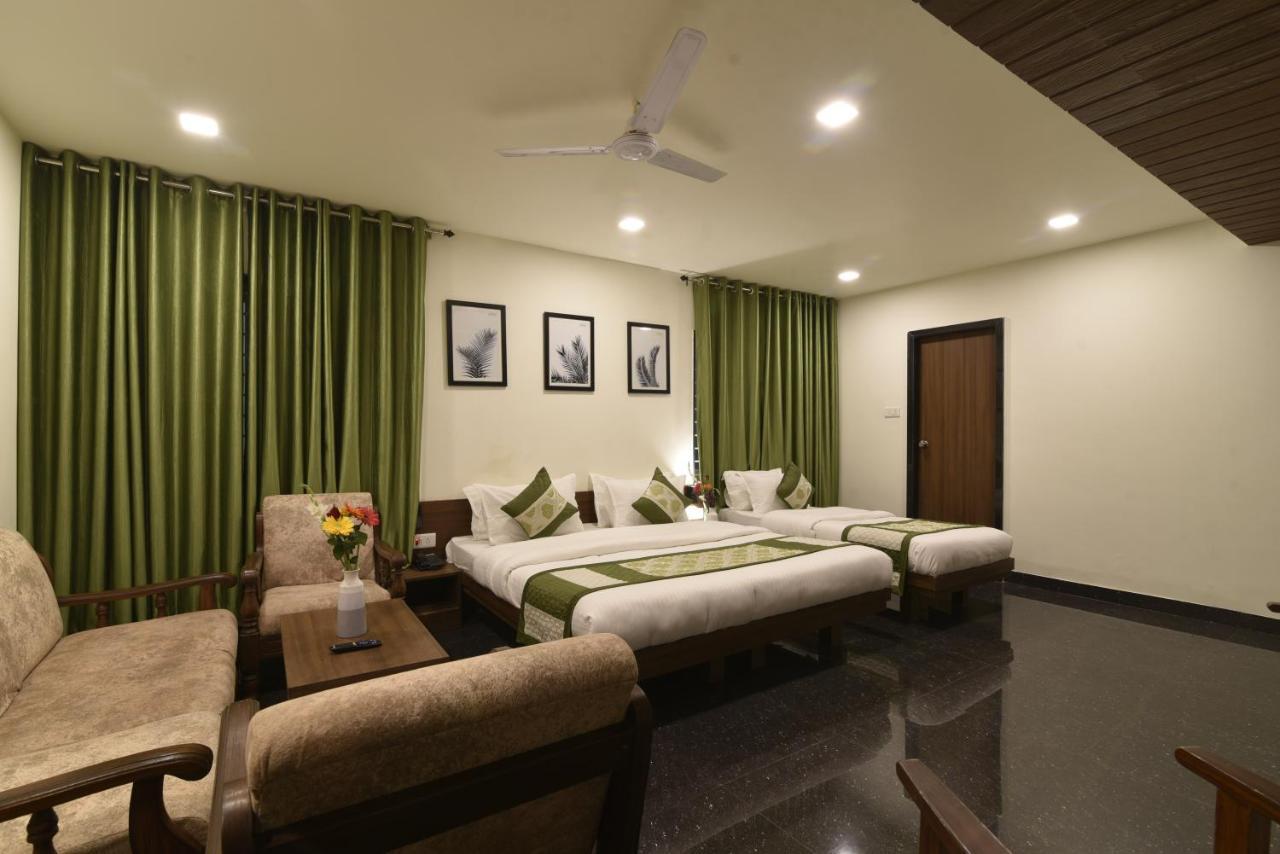 Hotel Clove Bijapur  Ngoại thất bức ảnh